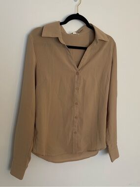 Women's Long-Sleeve Button Front Blouse